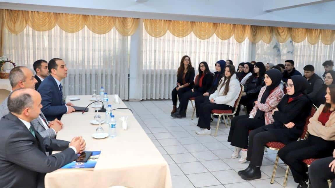 Çankırı Valisi Sayın M. Fırat TAŞOLAR okulumuzu ziyaret etti